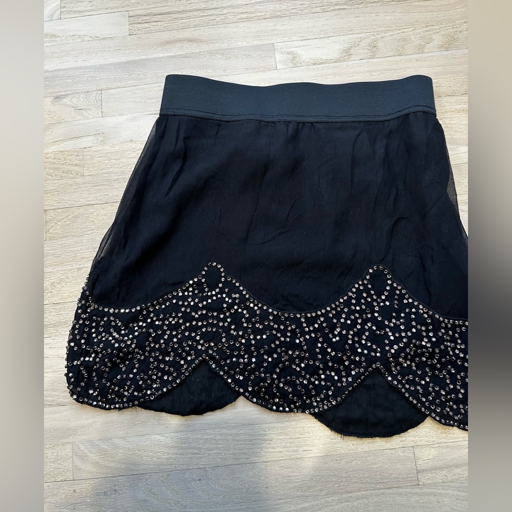 Gryphon scallop skirt - Picture 2 of 3